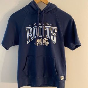 Women’s Short Sleeve Roots Sweater Size XS